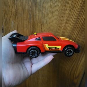 Vintage 80s Tonka Clutch Popper Porsche 935 Push Button Friction Die Cast Car